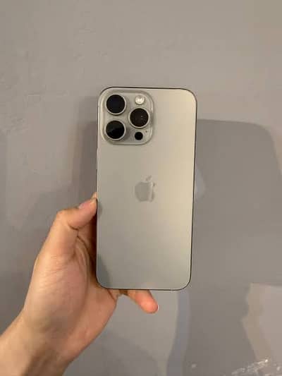 Apple iPhone 15 Pro Max