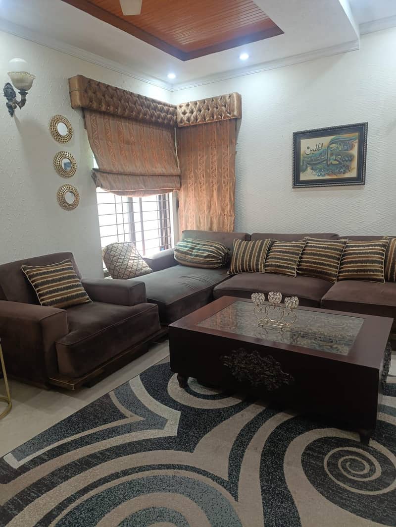 good condition sofas 1