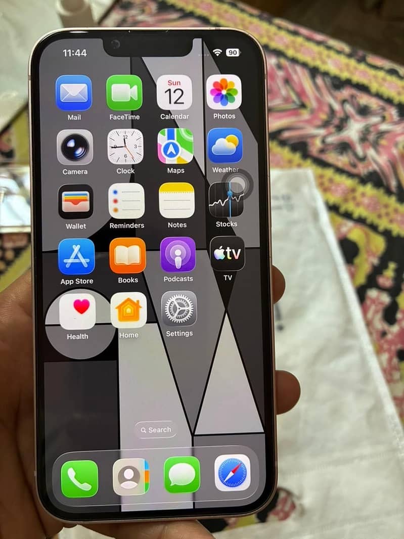 Apple iPhone 13 2