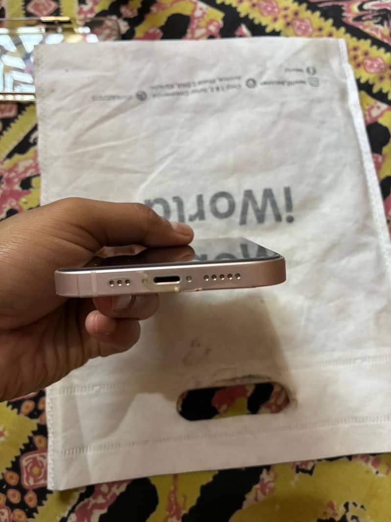 Apple iPhone 13 3