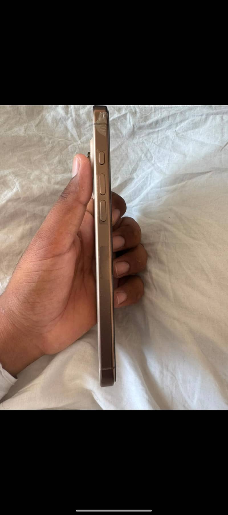 Iphone 16 pro max 3