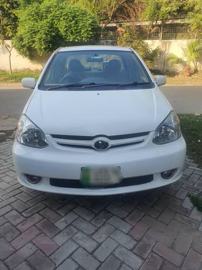Toyota Platz 3/7
