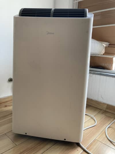 Midea portable inverter air conditioner 14000 BTU