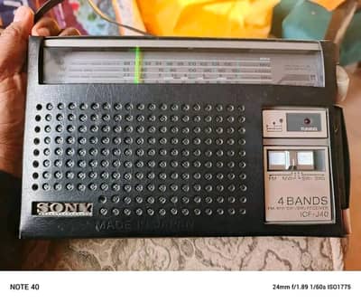 Sony ICF J40. . . . Made in Japan