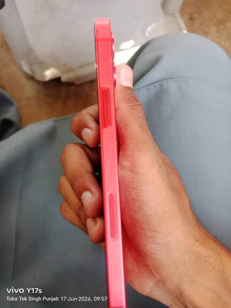 Apple iPhone 12 3