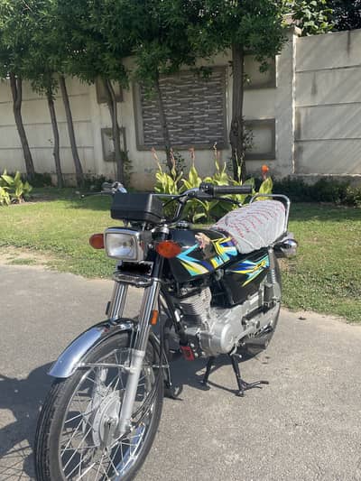 Cg 125 black 2025/26