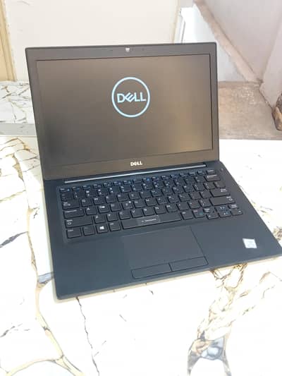 Dell  Latitude 7480 core i5 7th gen 8gb 128 GB back light keyboard