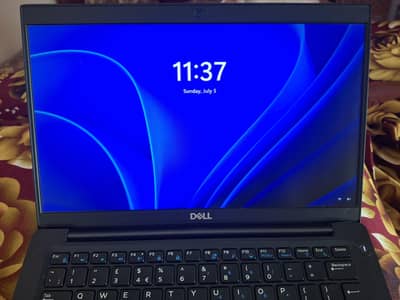 Dell latitude 7390 (A Grade) laptop for sale.