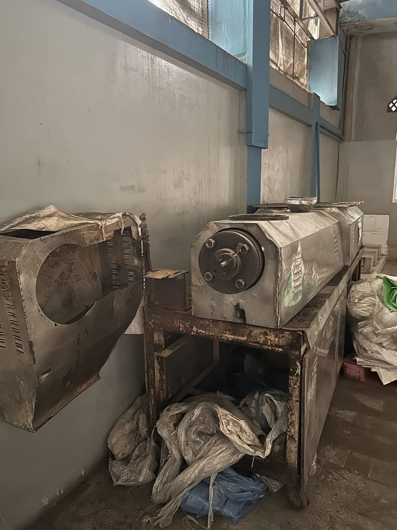 corn extruder 6