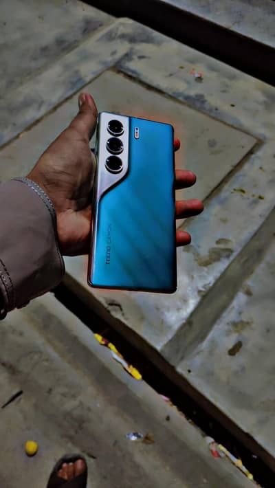 tecno comen 40pro