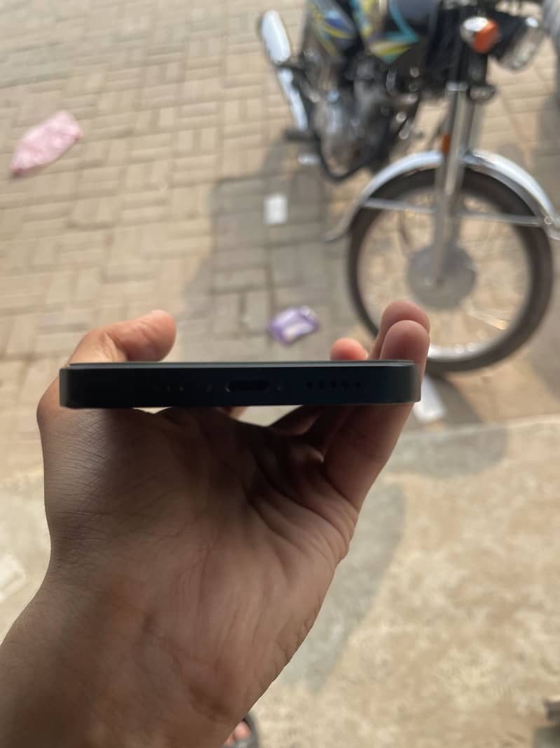 Iphone 13 6
