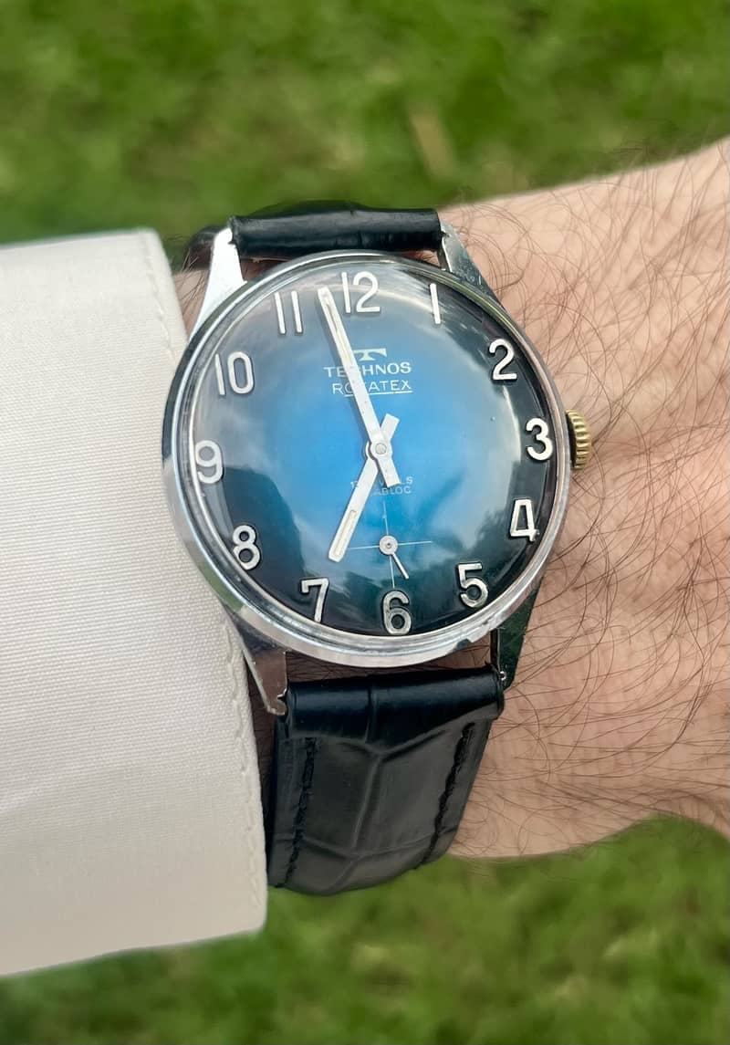 TECHNOS (royatex) 0