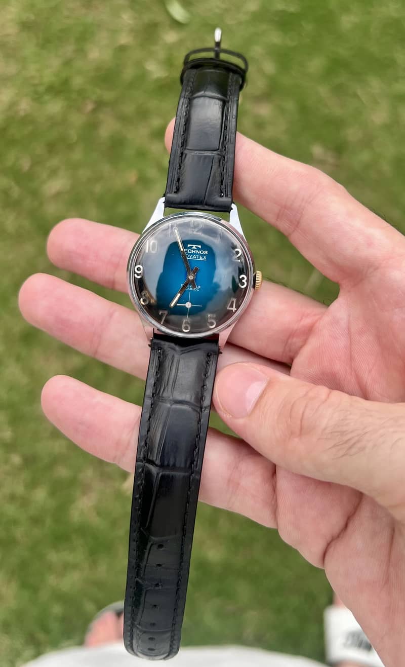 TECHNOS (royatex) 2