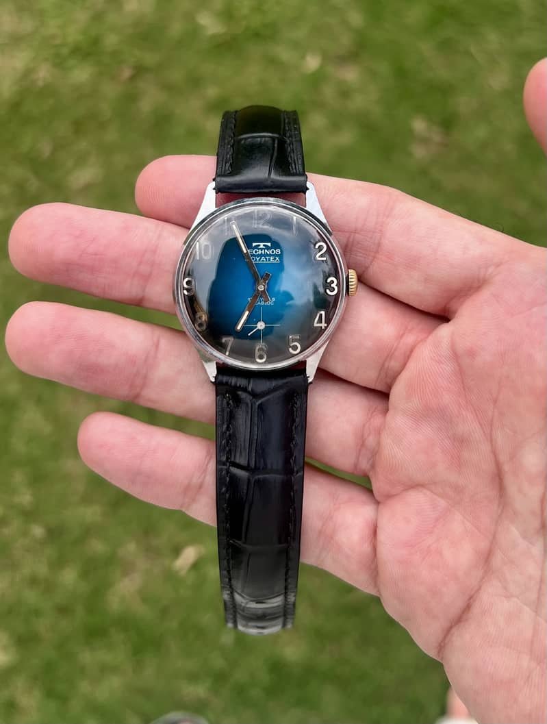 TECHNOS (royatex) 3