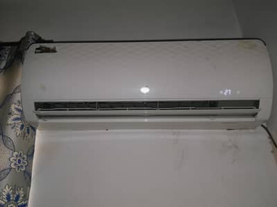 Pel Invertor Air Conditioner 1,5 for Sale