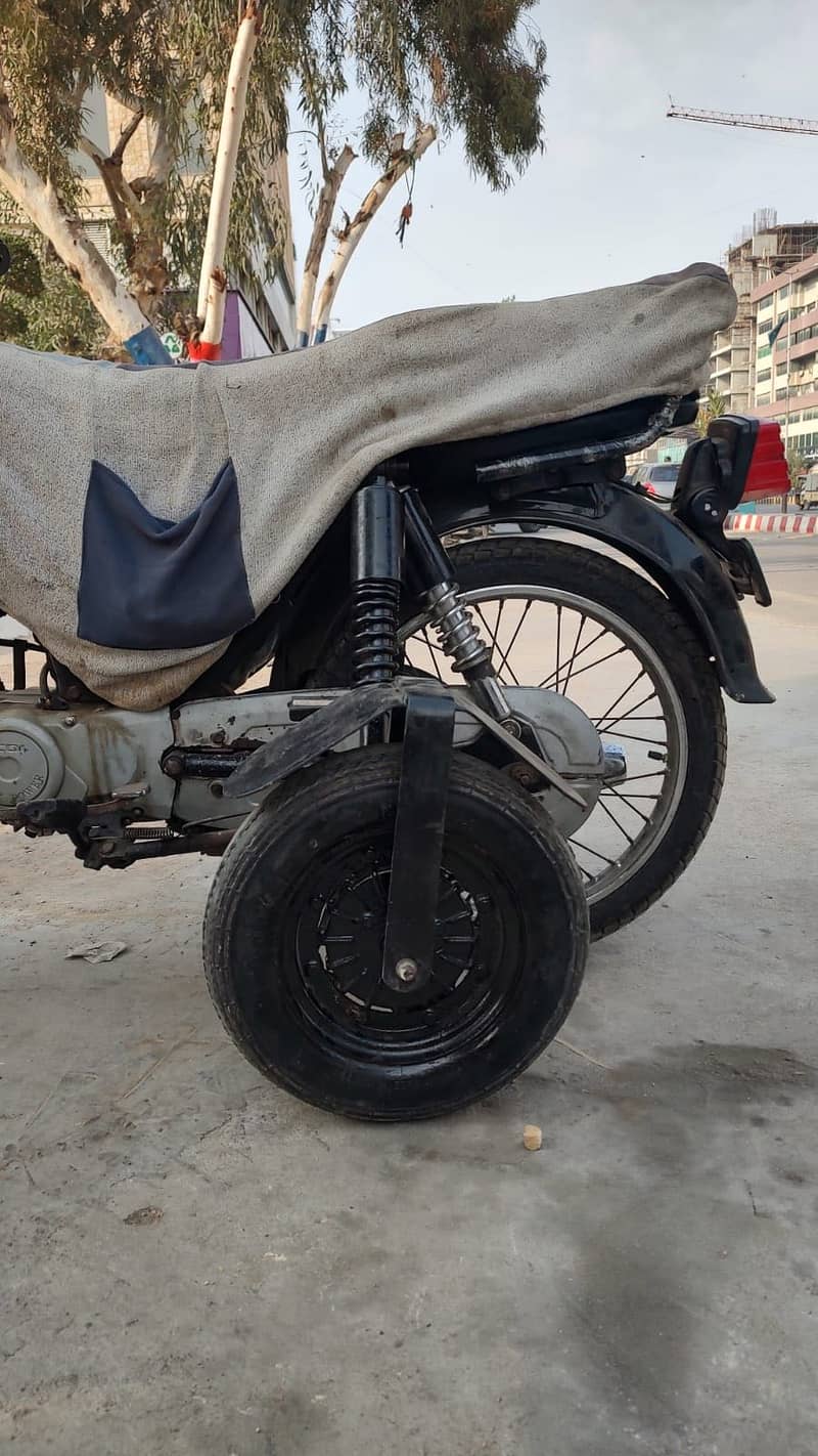 Side support wheels 1