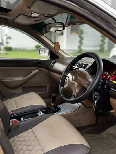 Honda Civic Oriel 2003