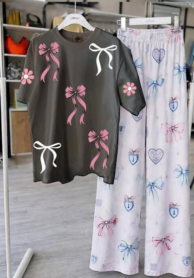 nightwear T-shirt - pajamas