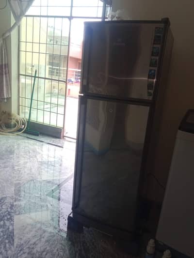 Dawlamce medium size Refrigerator
