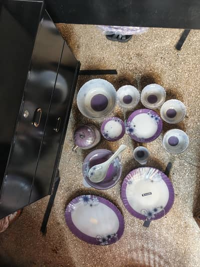 jmaya dinner set Oregnel condition no used