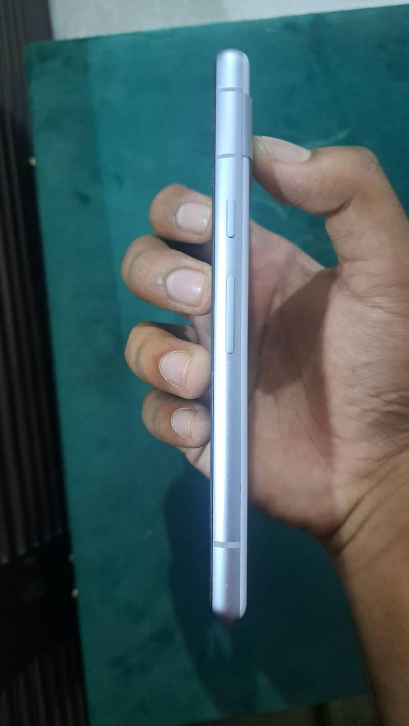 Google Pixel 7a 1