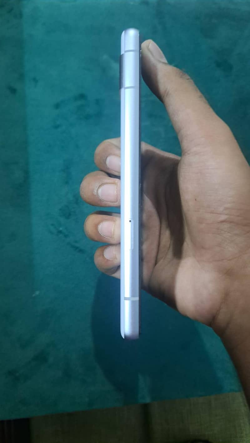 Google Pixel 7a 3