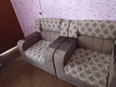 Sofa set 5 seater look like a brand new
