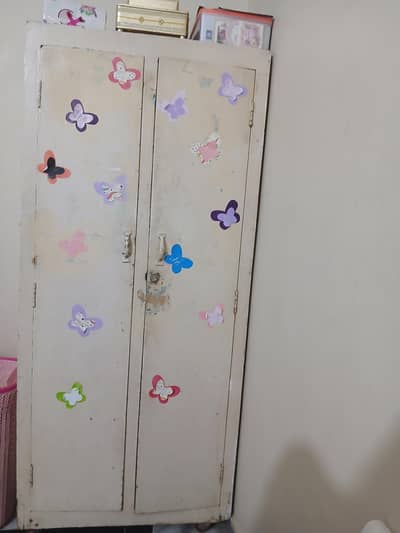 2 doors wardrobe