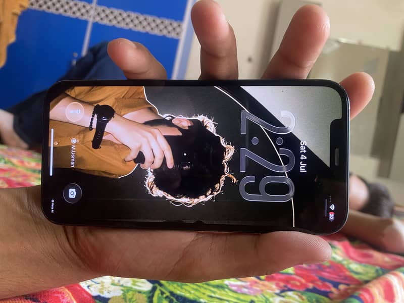 Apple iPhone 12 0