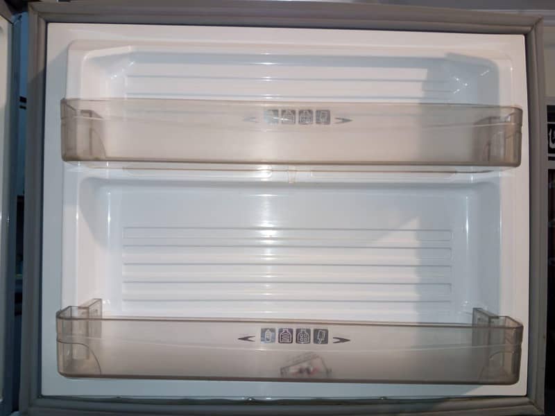 dawlance fridge 7