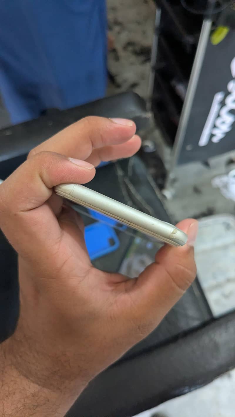 Apple iPhone 8 2