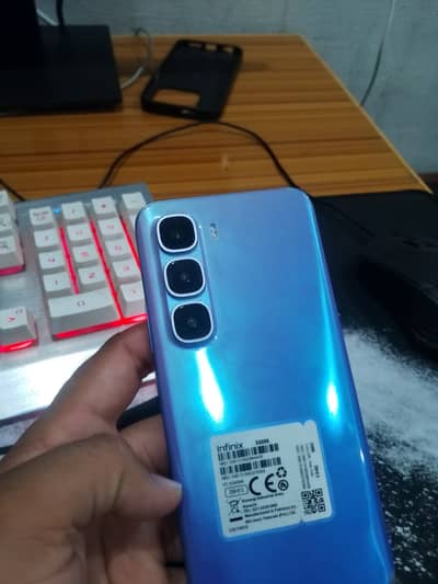 Infinix Hot 60 pro +  8+8/256