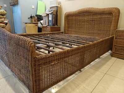 Vintage Queen Cane Bedset for Urgent Sale
