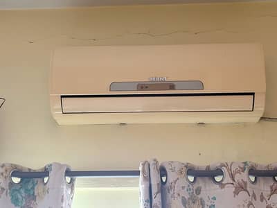 orient 1 ton fully working ac