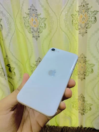 iPhone SE 128 dual pta approved 2020