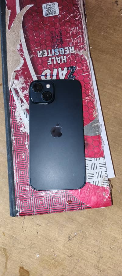 Apple iPhone 13