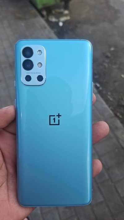 One Plus 9R ram 8+8 room 256 gb exchange bi ho jay ga