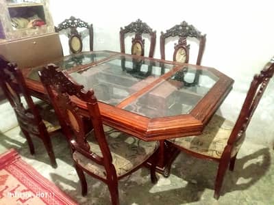Dinning table for sale 03008802074