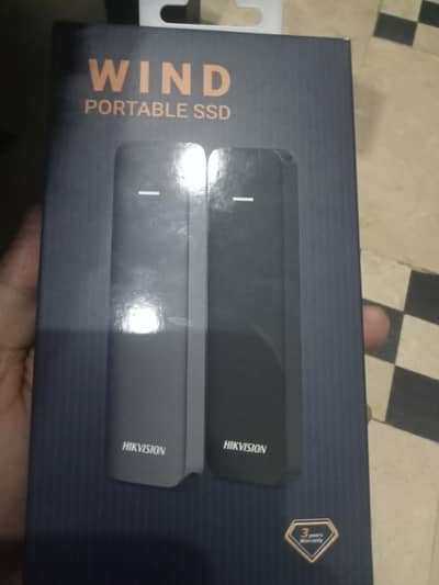 Hikvision 1tb ssd new