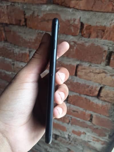Apple iPhone 7
