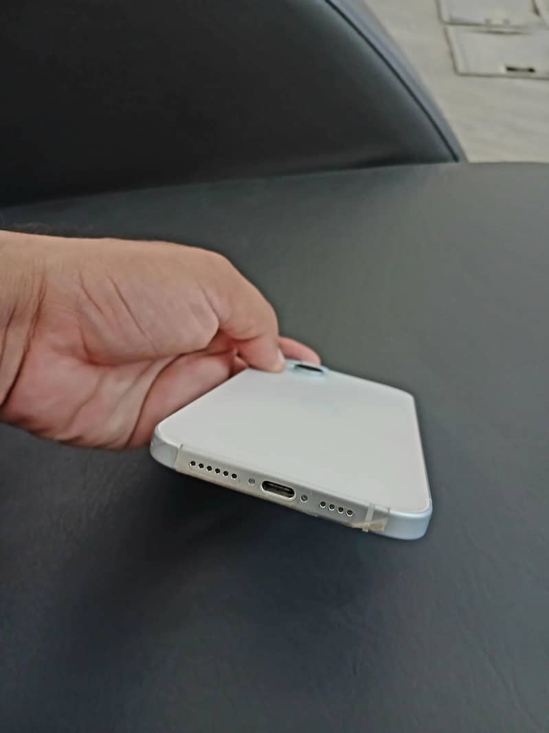 Apple iPhone 15 plus 2