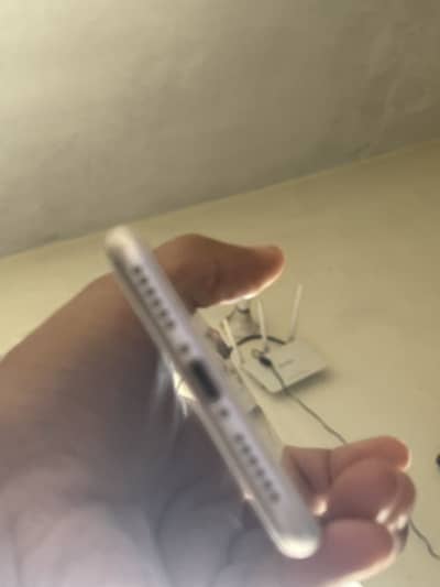 Apple iPhone 7