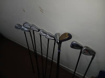 Gold Clubs set