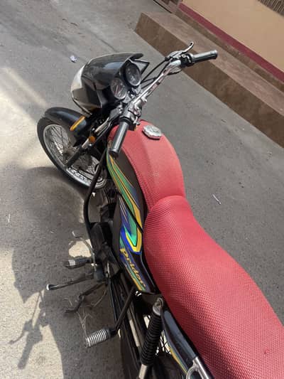 Pridor 2023 black