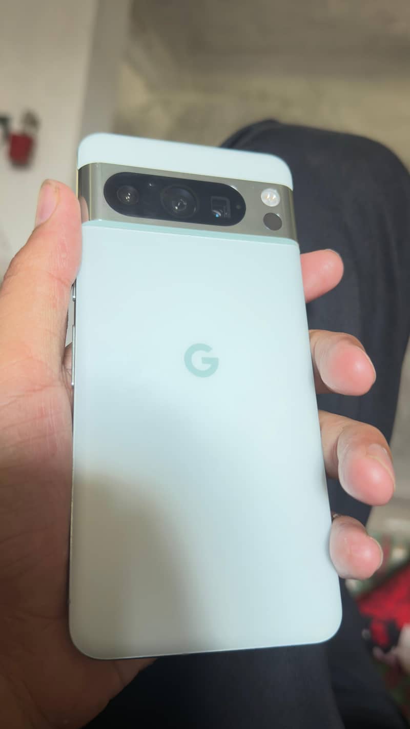 Google Pixel 8 Pro 1