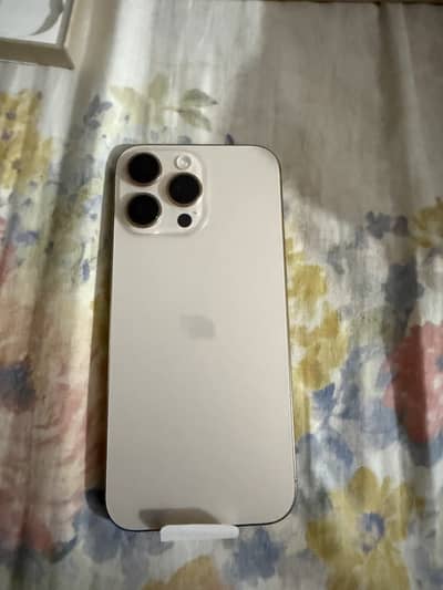 Apple iPhone 16 Pro Max