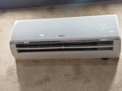Gree 1 ton AC energy efficient