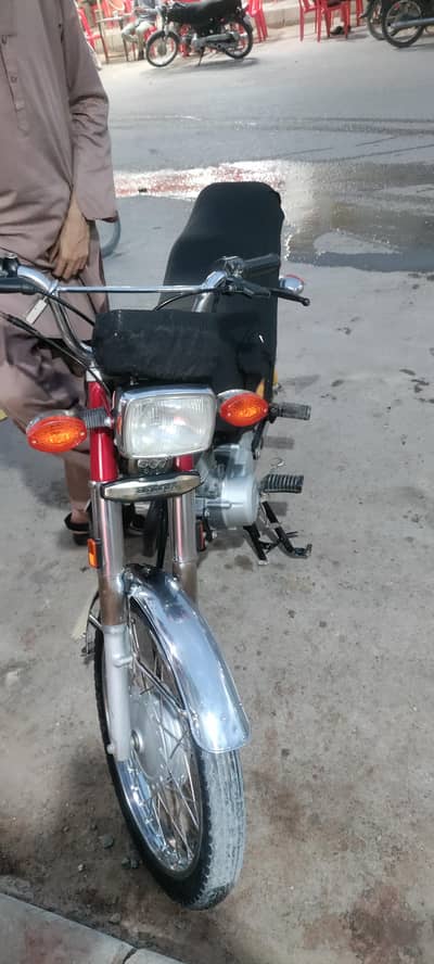 Honda 125 For Sell: 03131065455.
