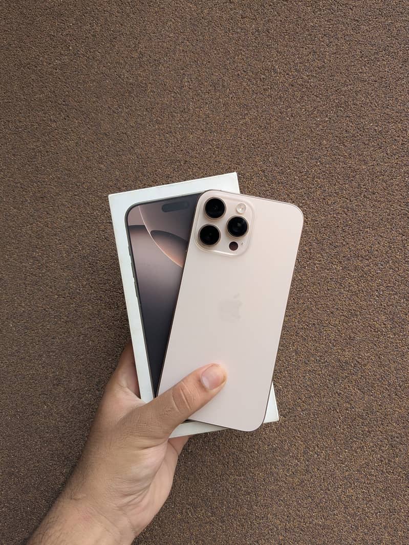 iPhone 16 Pro Max 0