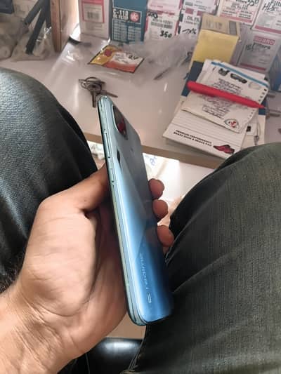 Realme C21